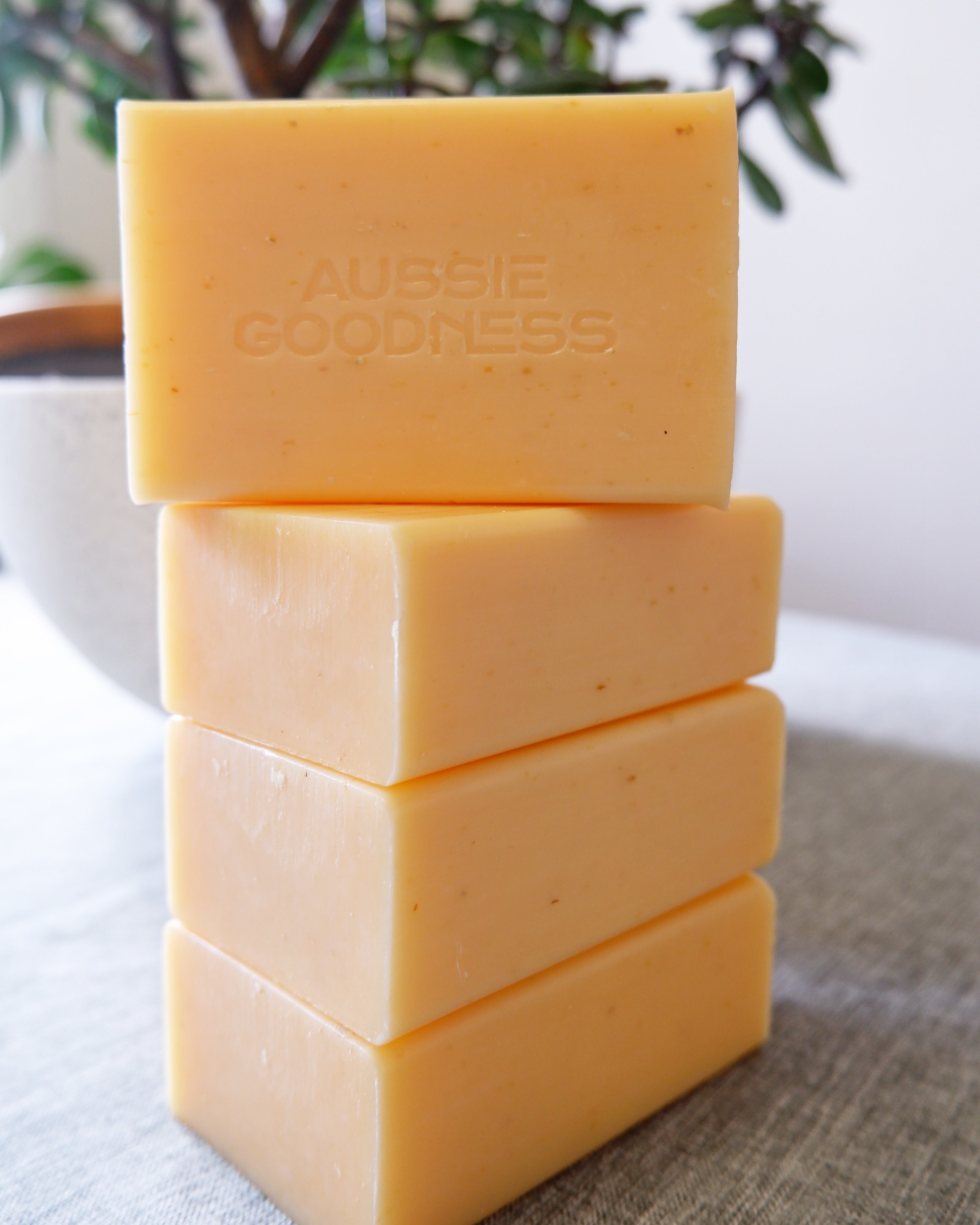 4 Pack of 200g Oatmeal, Aloe Vera and Sandalwood Soap